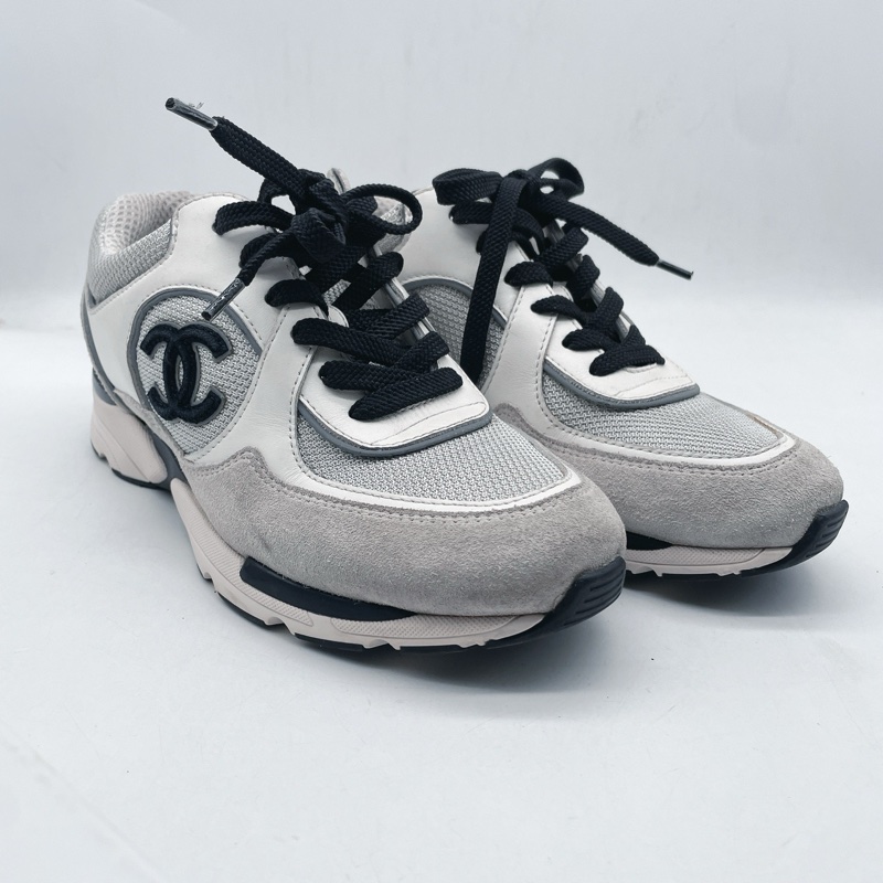 Chanel 香奈兒經典雙C Logo 運動鞋 熊貓白灰配色35.5碼-4
