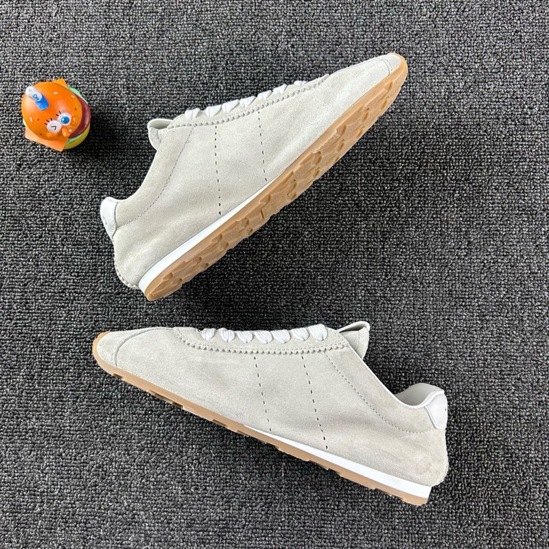 98新Miu Miu繆繆麂皮運動鞋 尺碼:38 碼-2