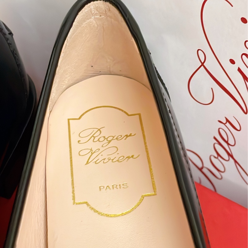 全新可送禮狀態✨Roger  Vivier 金色方框樂褔鞋(黑色)36號-6