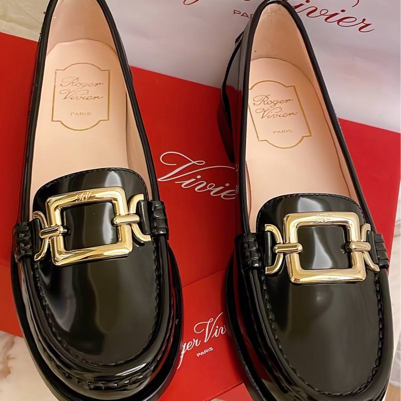 全新可送禮狀態✨Roger  Vivier 金色方框樂褔鞋(黑色)36號-9