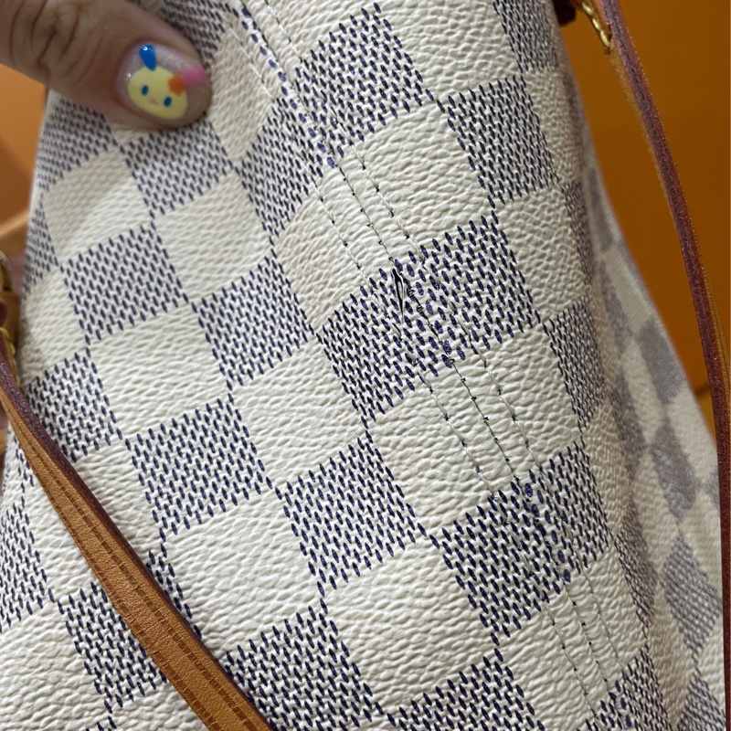 LVneverfull白棋盤格含小包-10