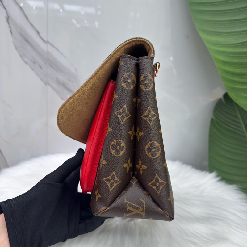 95新LV路易威登/Louis Vuitton 老花拼紅鎖頭郵差手提單肩斜挎包-1