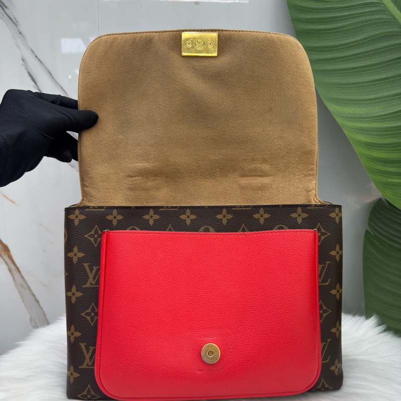 95新LV路易威登/Louis Vuitton 老花拼紅鎖頭郵差手提單肩斜挎包-7