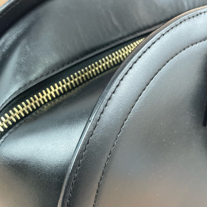 Celin 黑色box皮大骨頭浮雕logo保齡球包大號-19