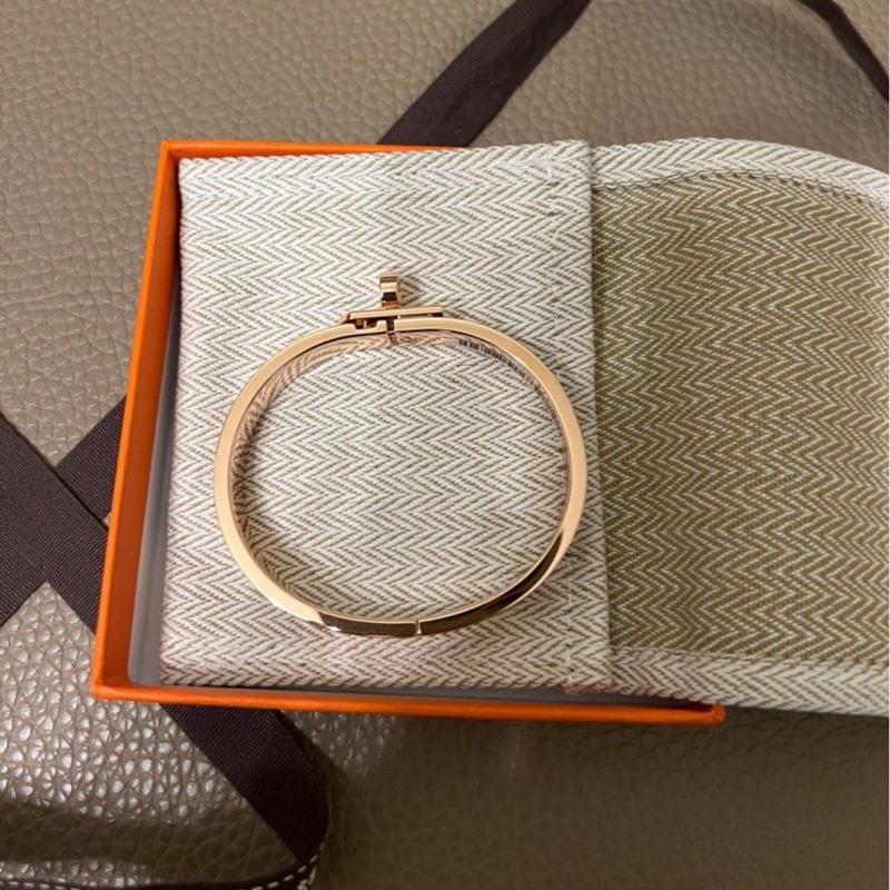 情人節禮物特選 全新 Hermes Mini Clic Kelly Bracelet crème x Rosegold PM 奶油白玫瑰金小號-2