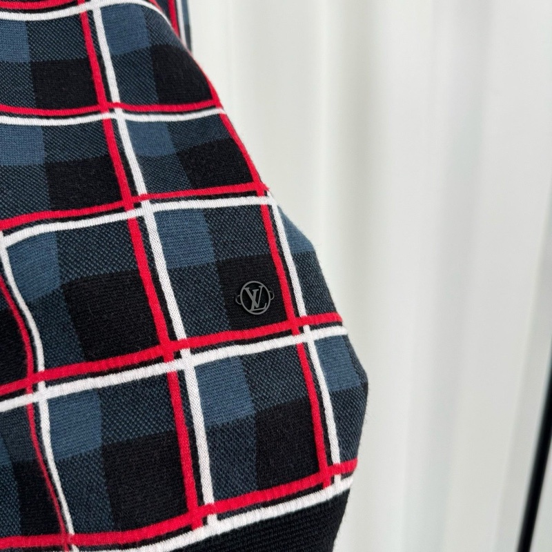 Louis Vuitton 路易威登格紋Logo羊毛開衫/XS碼-4