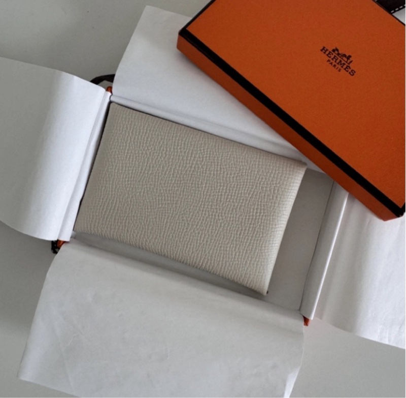 情人節禮物特選 Hermes Calvi 皮夾 全新Craie 奶油粉筆白色-3