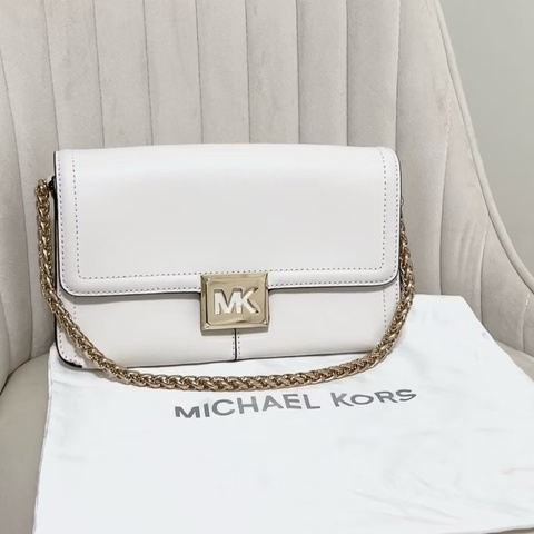 MICHAEL KOR＊原價8413＊SONIA 縷空MK磁釦翻蓋錬 帶肩背斜背二用包-奶油白/中