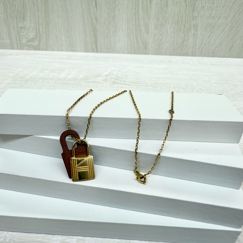 HERMES金色拚棕色皮革鎖頭造型OKelly系列項鍊-6