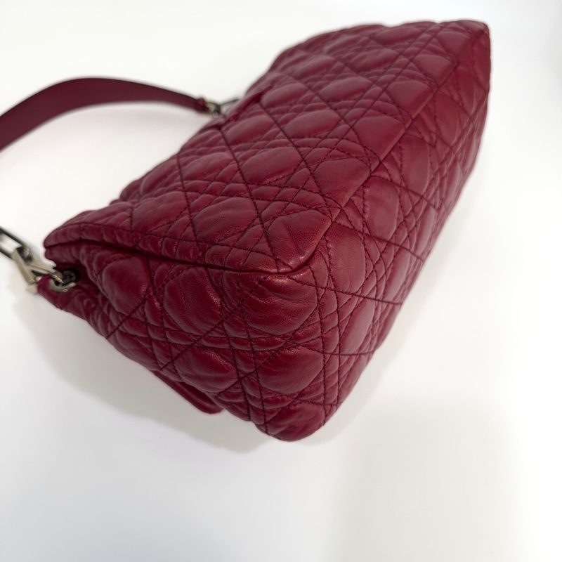 DIOR深紅銀釦New Lock Cannage腋下鏈包M9803PSSQ-16