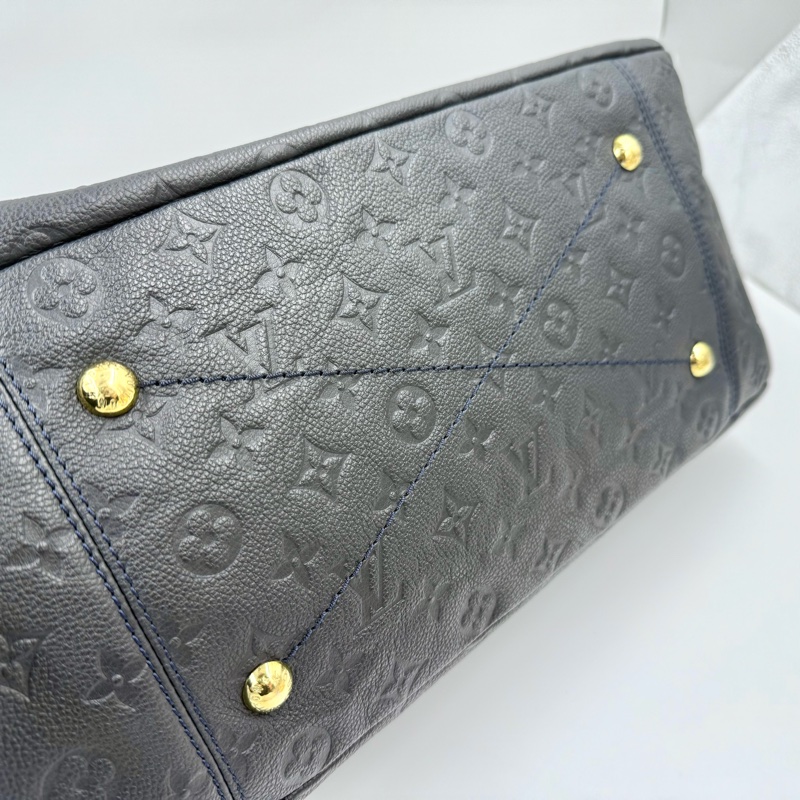 LV夜黑藍牛皮壓紋金釦MM手提棍把包M93448-5