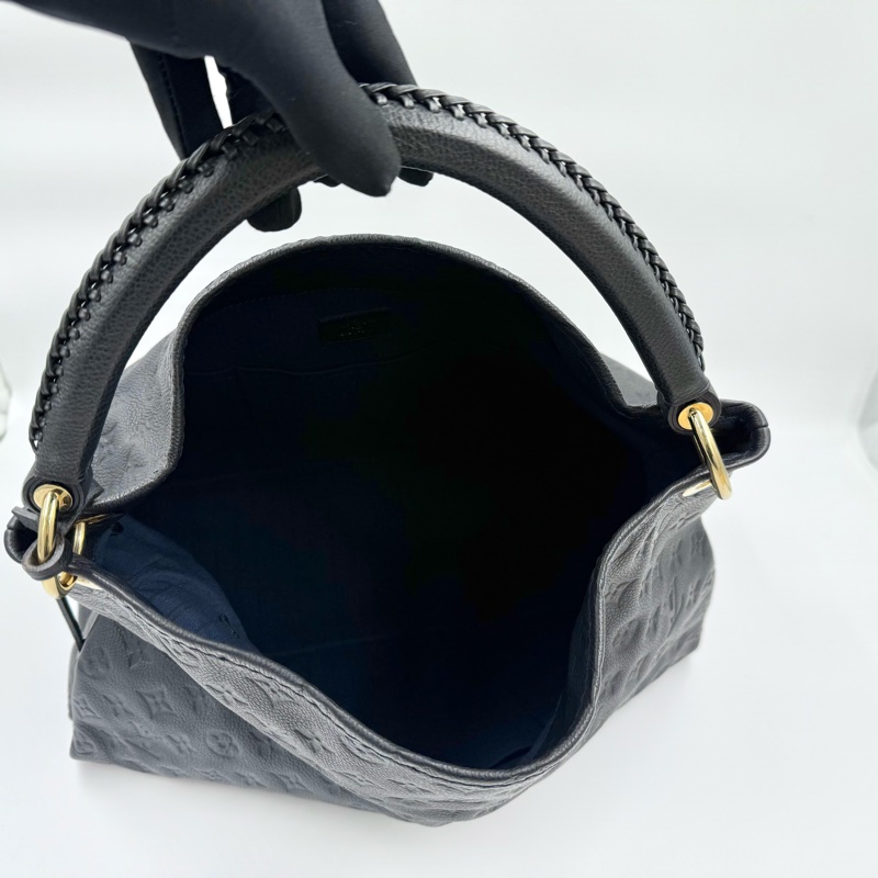 LV夜黑藍牛皮壓紋金釦MM手提棍把包M93448-7