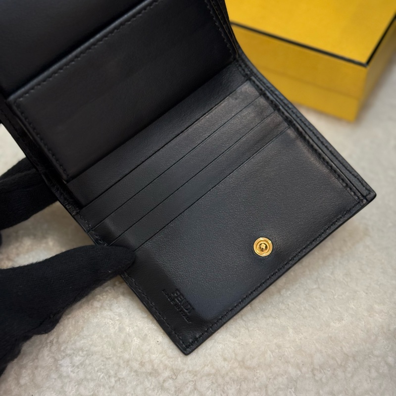 Fendi 黑金短夾-6