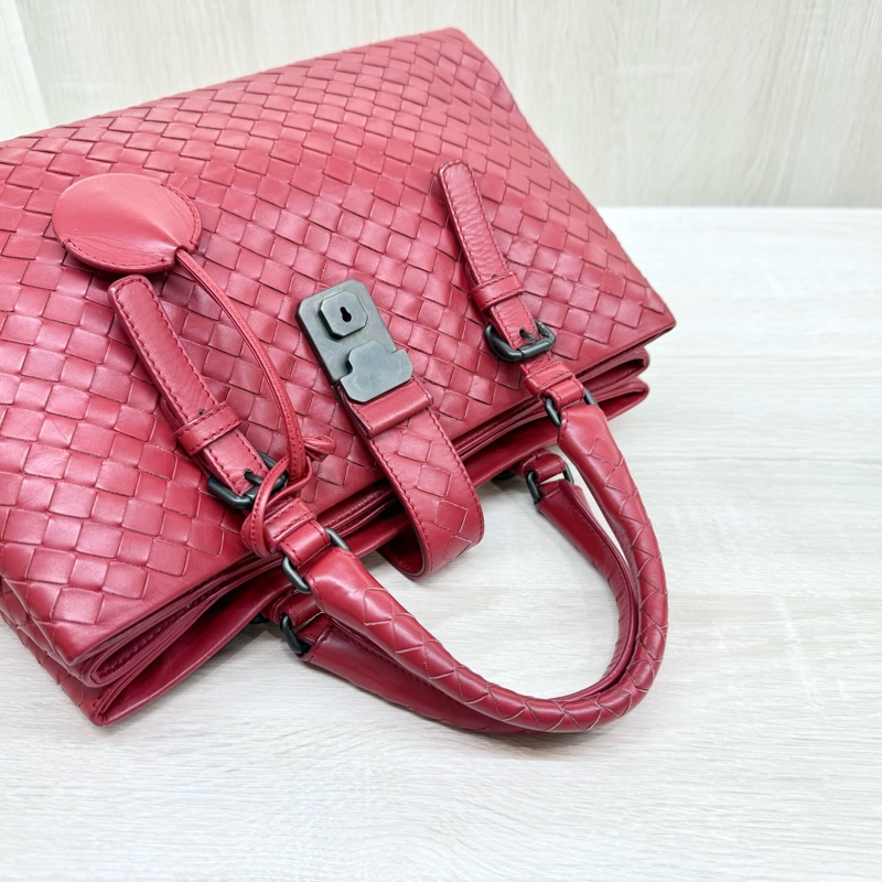 BV紅色小編織三層手提風琴包-7