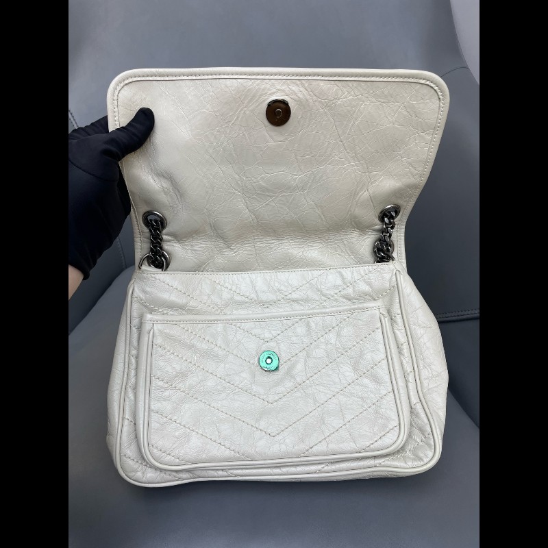 YSL Niki 中號 D扣 奶油白油蠟皮肩背包斜背包-17