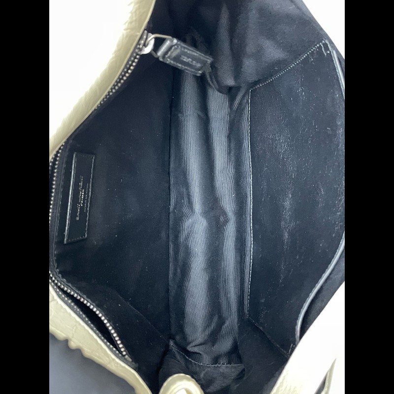 YSL Niki 中號 D扣 奶油白油蠟皮肩背包斜背包-22