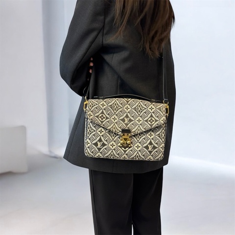 🧳路易威登郵差包LV黑色緹花布Since1854郵差包 M57272