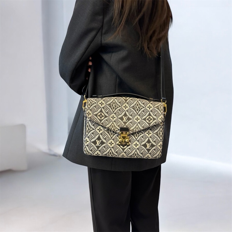 🧳路易威登郵差包LV黑色緹花布Since1854郵差包 M57272-0