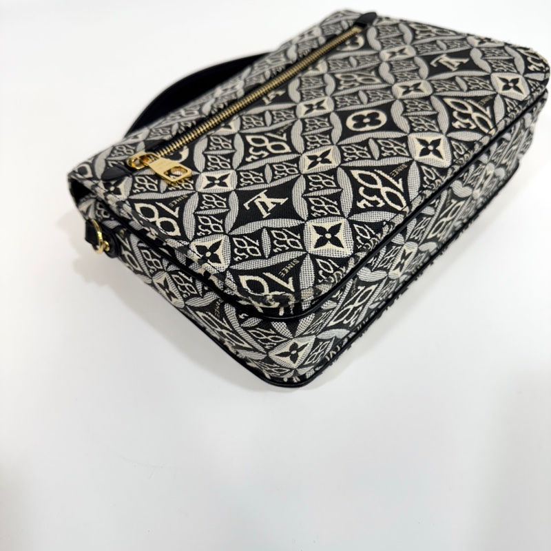 🧳路易威登郵差包LV黑色緹花布Since1854郵差包 M57272-14