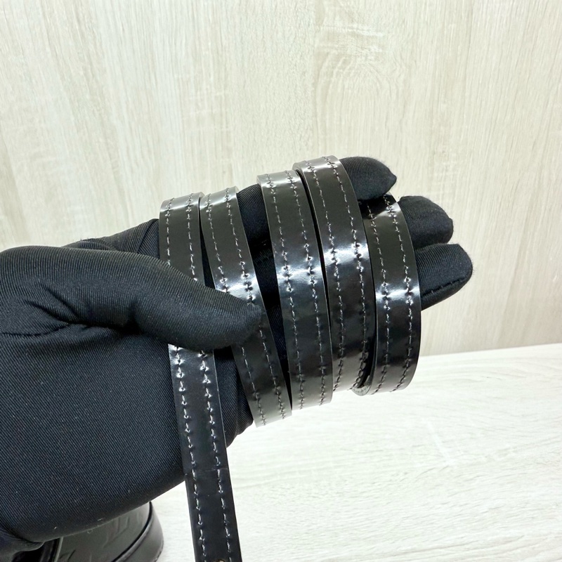 LV黑色漆皮金釦ALMA BB手提肩背包 M91678-9