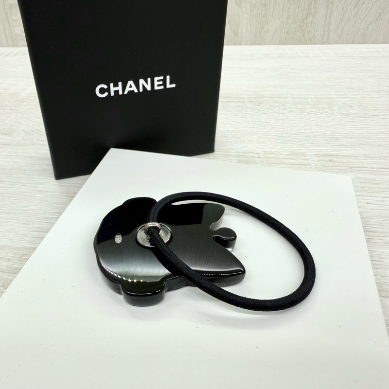 CHANEL銀藍拚色機器貓造型髮圈/A89419-3