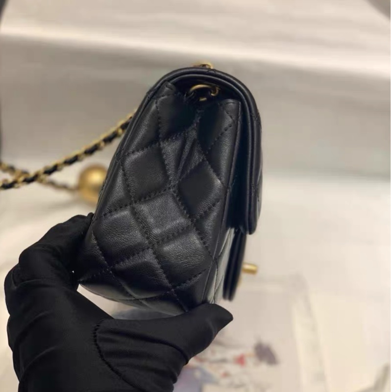 全網最低價 Chanel 羊皮金球方胖子 全新未用-3