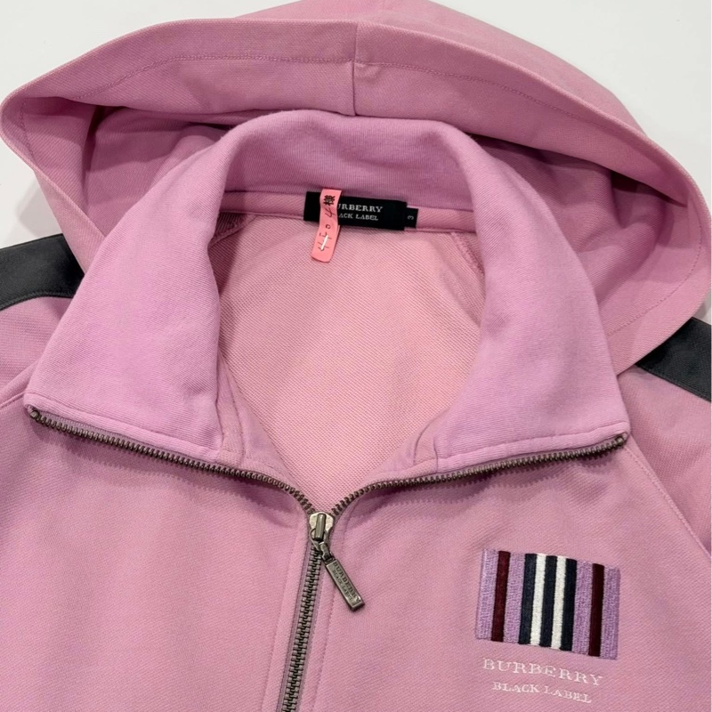 BURBERRY 黑標 粉紅深灰拼色刺繡連帽外套(帽可拆)-3