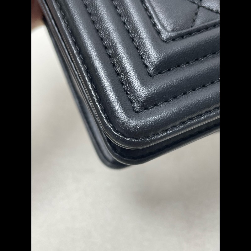 Chanel 黑銀羊皮leboy中號25cm-15