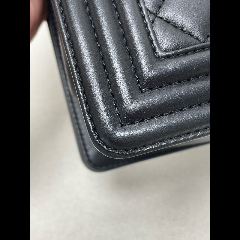 Chanel 黑銀羊皮leboy中號25cm-17