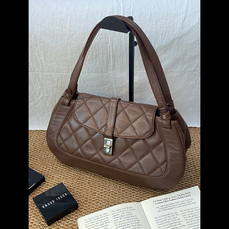CHANEL vintage棕色牛皮中古2.55旋扣翻蓋肩背包-0