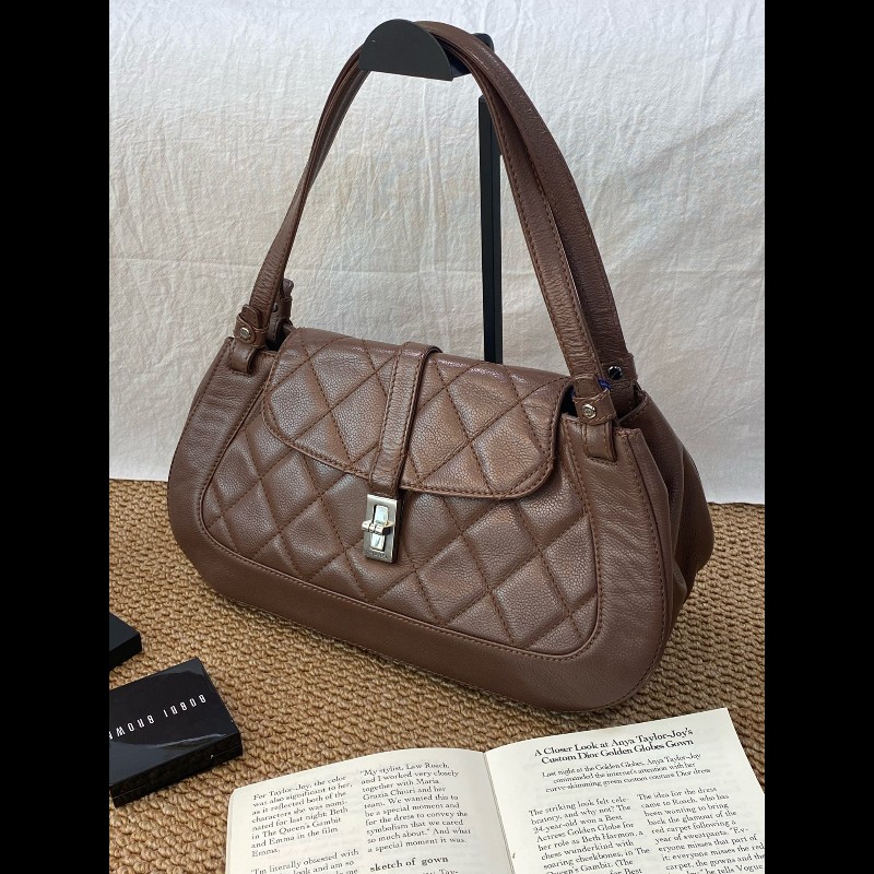 CHANEL vintage棕色牛皮中古2.55旋扣翻蓋肩背包-1