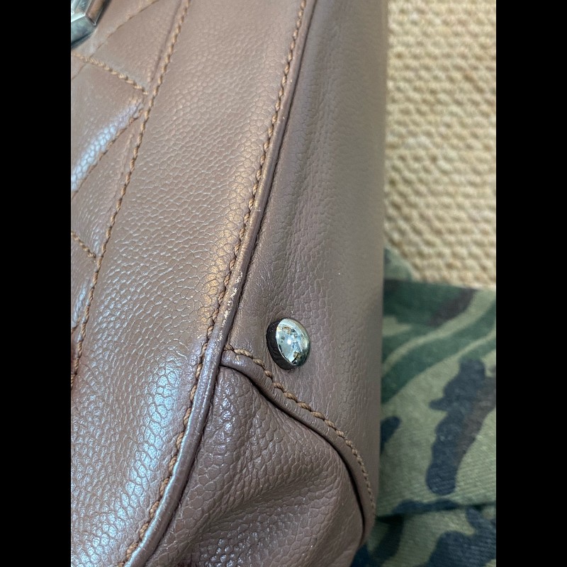 CHANEL vintage棕色牛皮中古2.55旋扣翻蓋肩背包-9