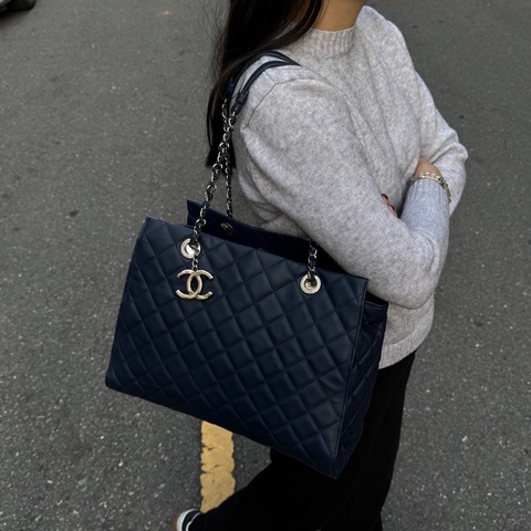 【極新🎁】 Chanel 香奈兒 經典羊皮 菱格紋托特包 專櫃28.6萬！
