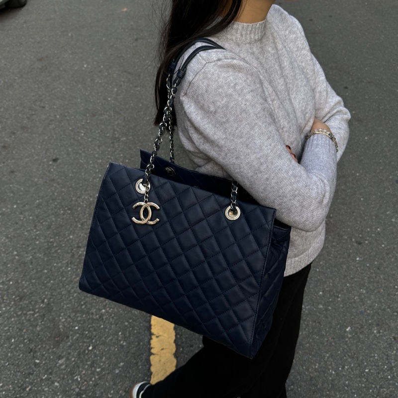 【極新🎁】 Chanel 香奈兒 經典羊皮 菱格紋托特包 專櫃28.6萬！-0
