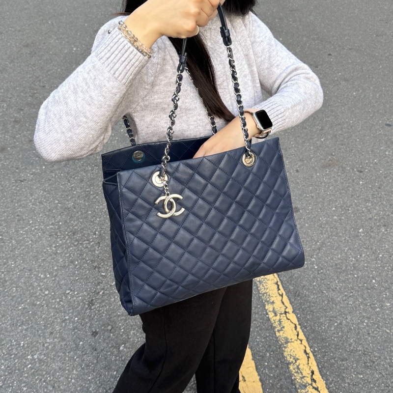 【極新🎁】 Chanel 香奈兒 經典羊皮 菱格紋托特包 專櫃28.6萬！-6