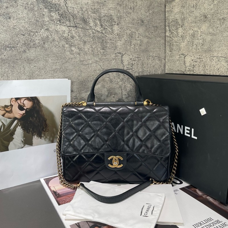 Chanel  handle 菱格孟買 黑金 復古郵差包 油蠟皮 可手提可斜挎-0