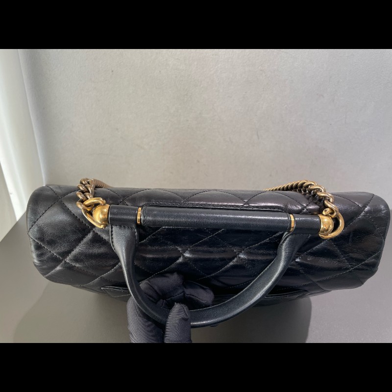 Chanel  handle 菱格孟買 黑金 復古郵差包 油蠟皮 可手提可斜挎-13