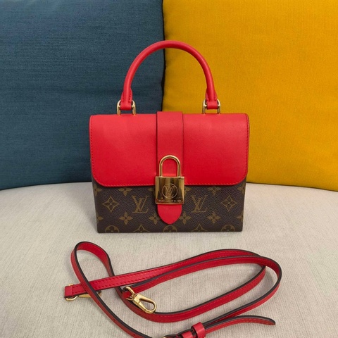 LV/路易威登 locky bb 老花拼紅色鎖頭包 芯片款 98新  尺寸：20*16*7.5cm