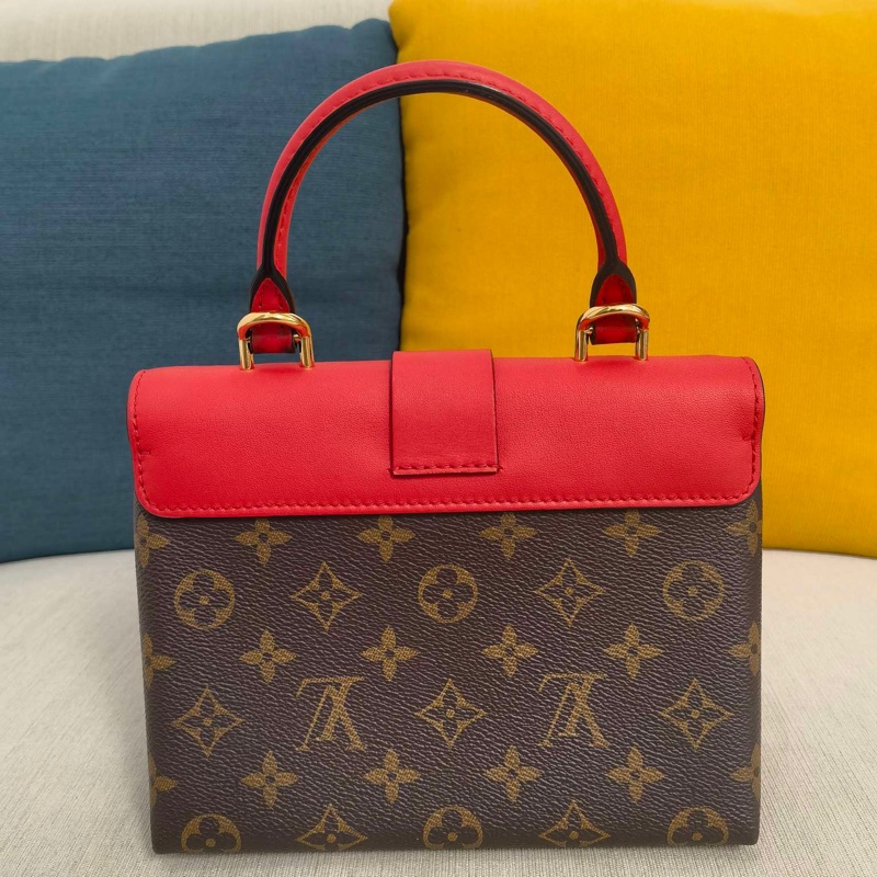 LV/路易威登 locky bb 老花拼紅色鎖頭包 芯片款 98新  尺寸：20*16*7.5cm-5