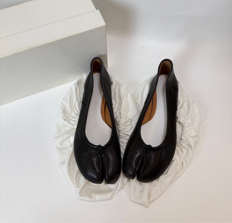 Maison Margiela 黑色羊皮芭蕾平底tabi 全新 碼數37/37.5/38/38.5/39/40-0