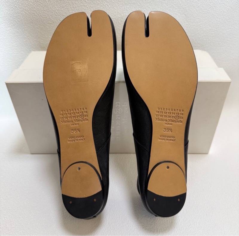 Maison Margiela 黑色羊皮芭蕾平底tabi 全新 碼數37/37.5/38/38.5/39/40-4