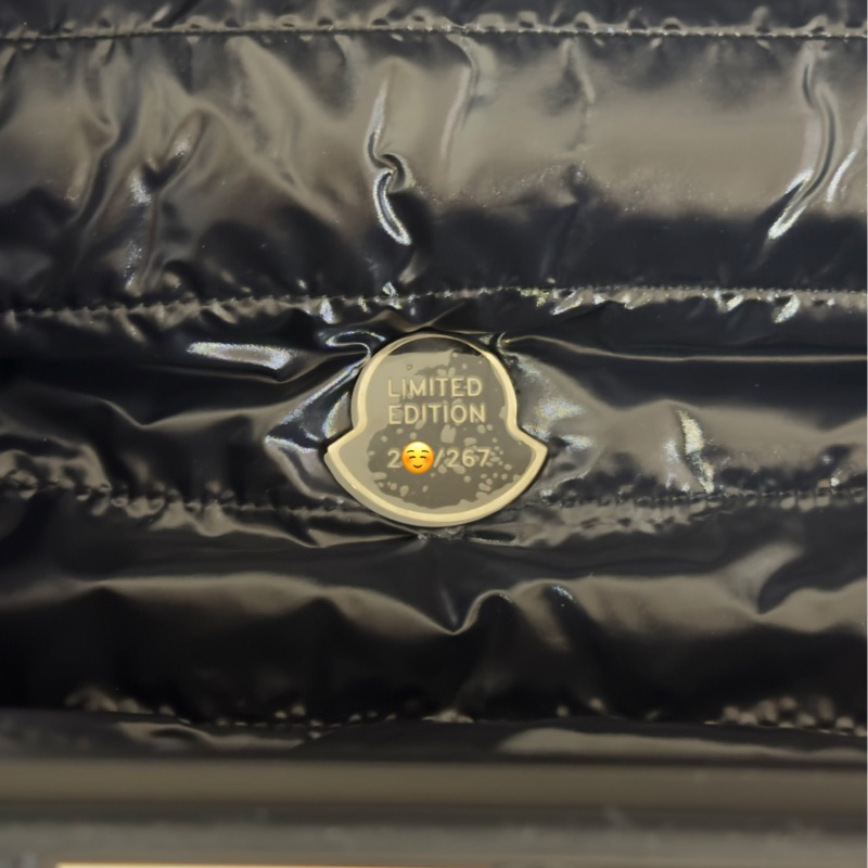 MONCLER x RIMOWA “Reflection” LED限量版 21吋登機箱-2