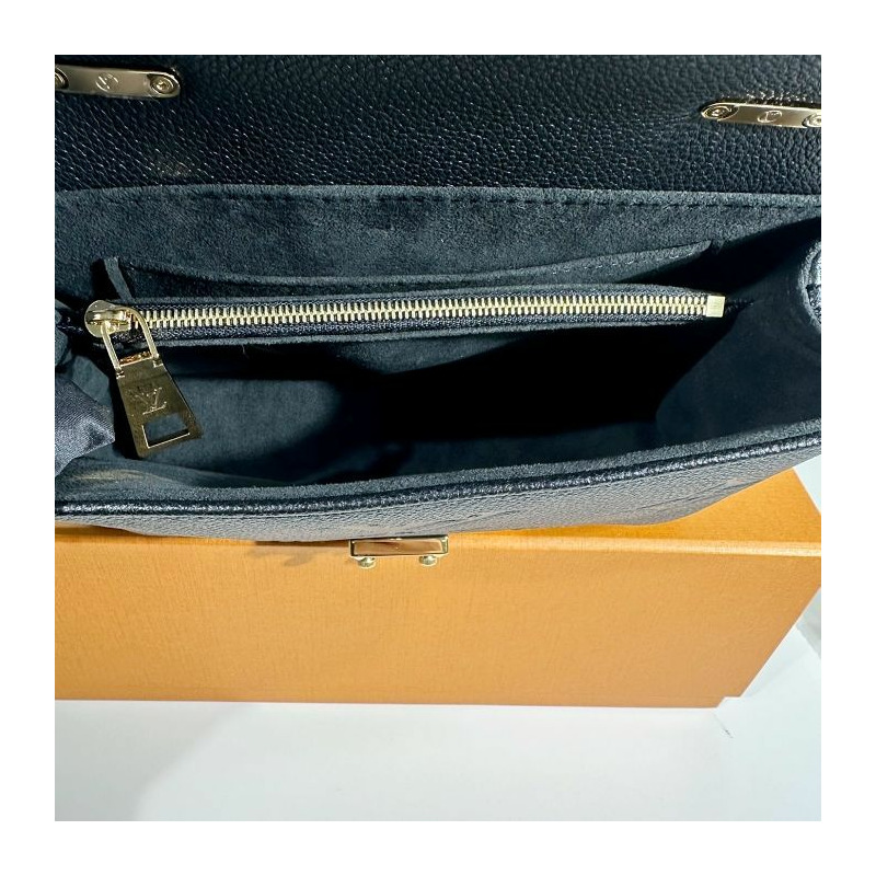 LOUIS VUITTON Madeline BB 肩斜背包 M45977-8