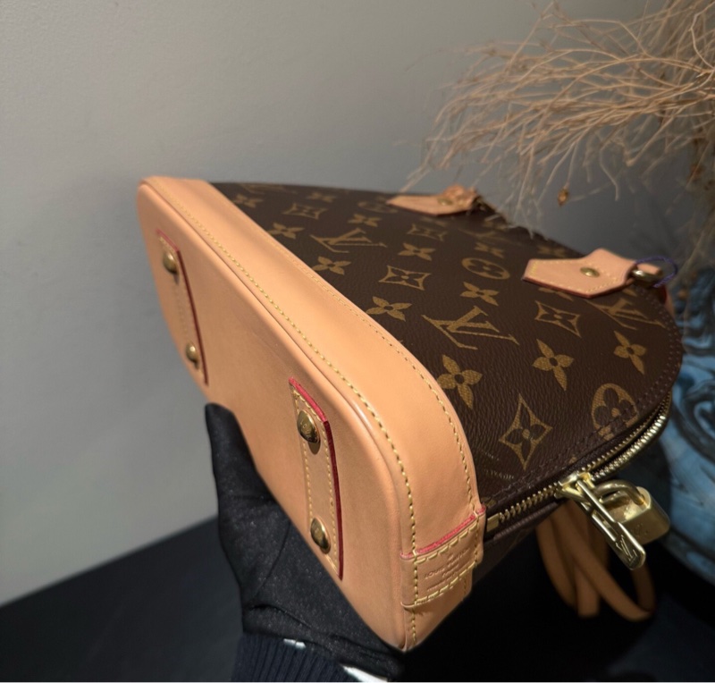 【97%新✨有塵袋】LV alma BB 貝殼手提｜單肩｜斜挎包-5