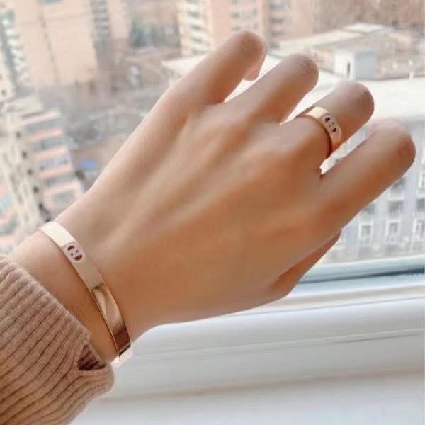 小巴黎二手名牌真品Hermes 豬鼻子 真鑽 金手環 專櫃30萬 SH尺寸 有證書-3