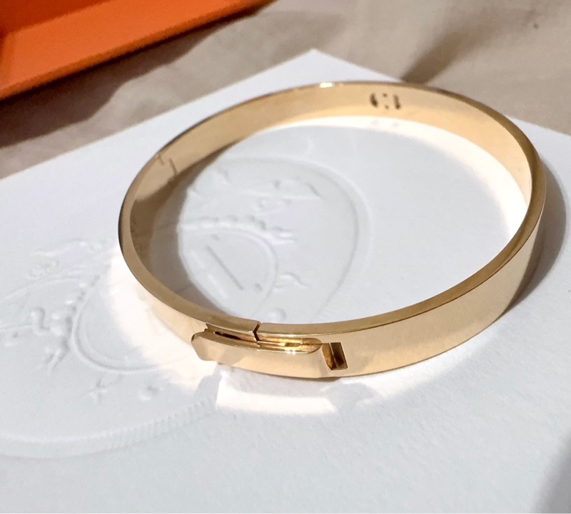 小巴黎二手名牌真品Hermes 豬鼻子 真鑽 金手環 專櫃30萬 SH尺寸 有證書-6