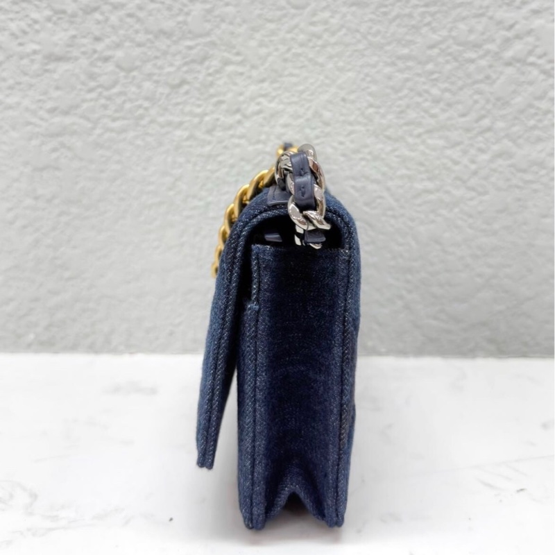 ✨全網最平! 100%全新 CHANEL 19 Bag WOC 牛仔布 芯片款-5