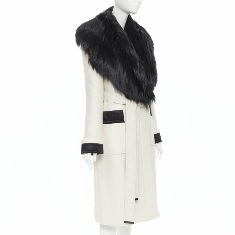 TOM FORD white wool crepe black fox fur collar quilted belted robe coat IT40 S-3