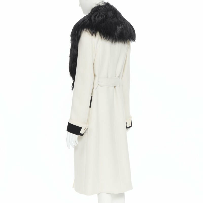 TOM FORD white wool crepe black fox fur collar quilted belted robe coat IT40 S-6