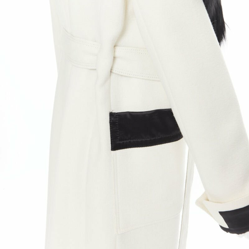 TOM FORD white wool crepe black fox fur collar quilted belted robe coat IT40 S-8